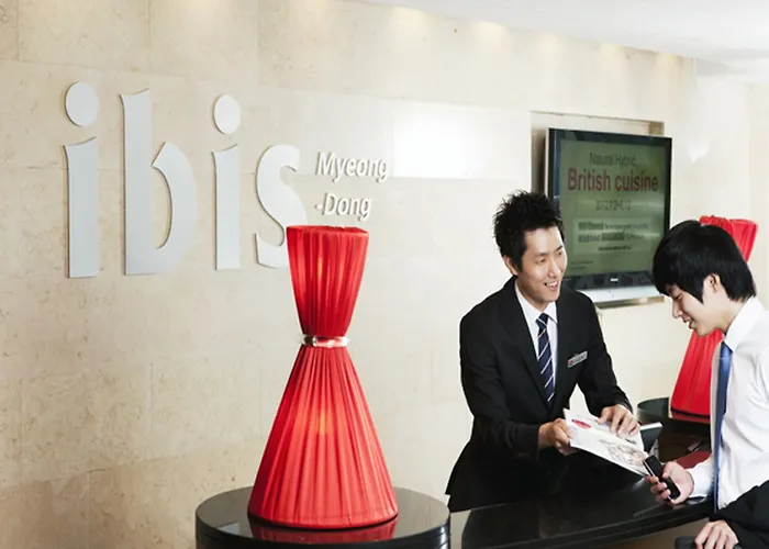 Ibis Ambassador Myeongdong Hotel 3*