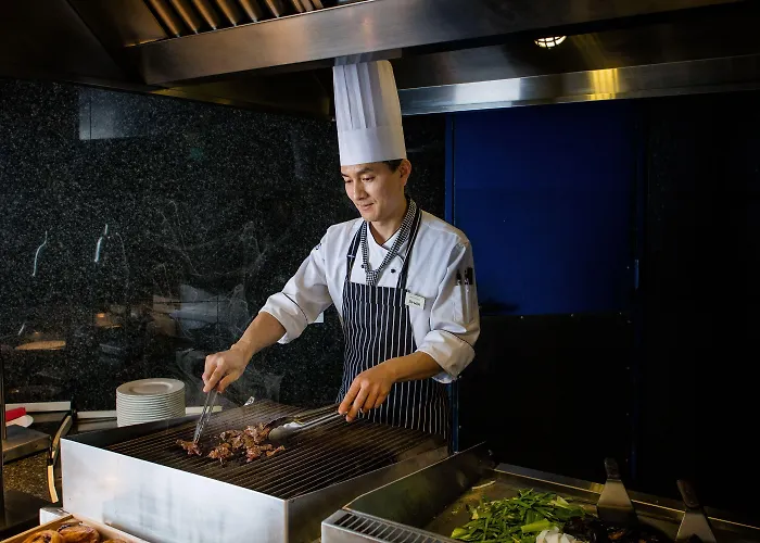 Ibis Ambassador Myeongdong Hotel 3*