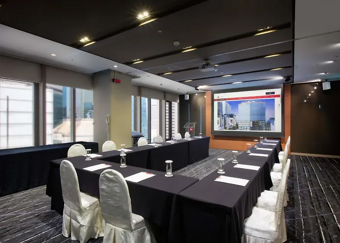Ibis Ambassador Myeongdong Hotel 3*