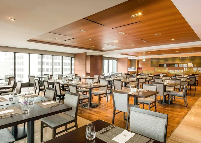 Hotel Ibis Ambassador Myeongdong 3*